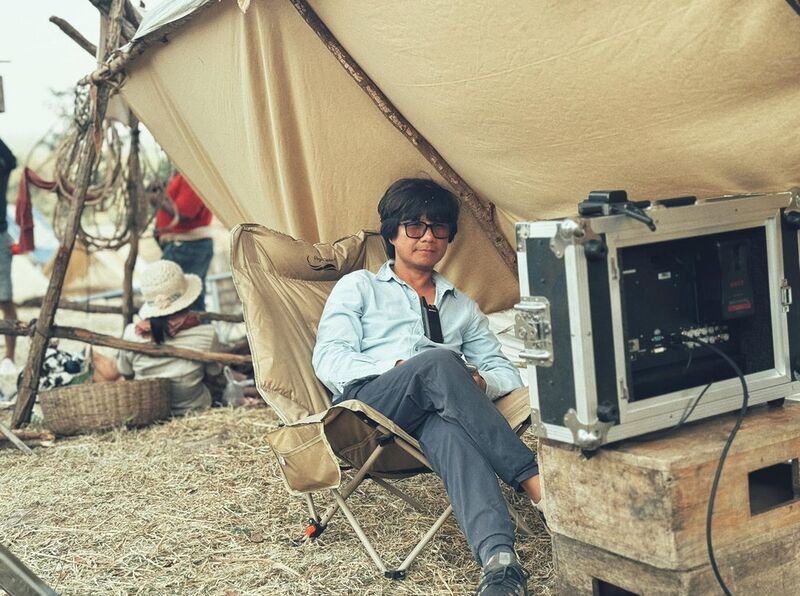 File:Leak Lyda on location.jpg