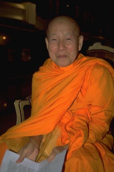 File:Maha Ghosananda.jpg